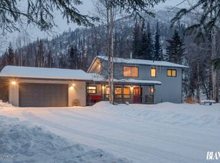 18433 Mountain Rd, Chugiak, AK 99567