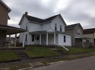 218 McCook Ave, Dennison, OH 44621