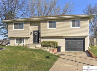 21306 Old Coach Rd, Elkhorn, NE 68022