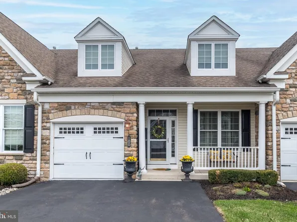 100 Reagan Dr, Sellersville, PA 18960