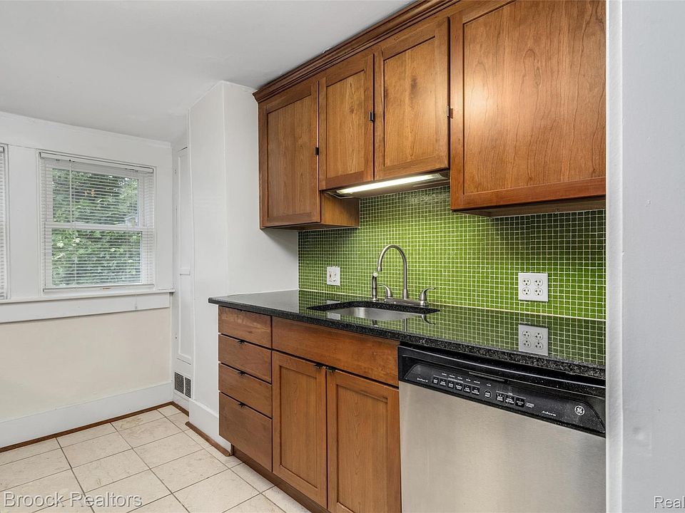 25 Wellesley Dr, photo 23