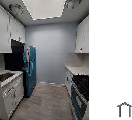 5th image of 19922 Hollis Ave #2R