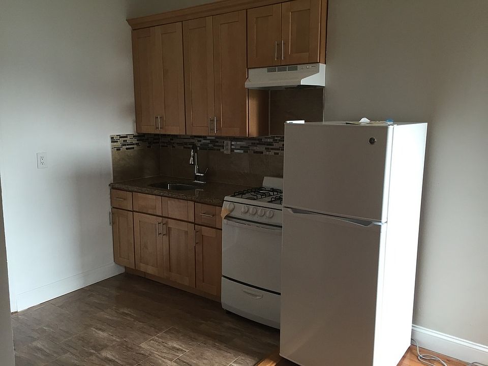 2nd image of 5517 5th Ave APT 4A
