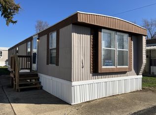 130 Abby Ln, Jacksonville, IL 62650
