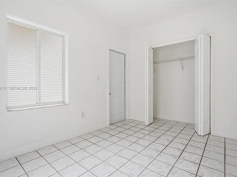 1743 SW 17th St #1 — Photo 22