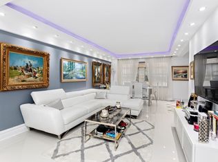 150 E 56th St APT 2G, New York, NY 10022