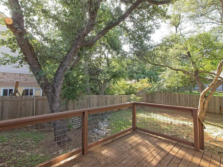 610 Palo Alto Ln — Photo 34