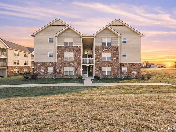 2nd image of 1233 Piedmont Cir