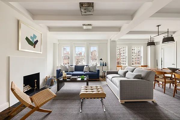 Living room, photo 1