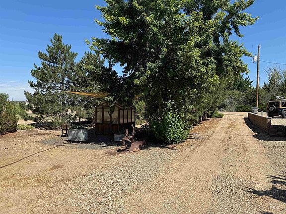 3rd image of 7809 Willow Creek Dr