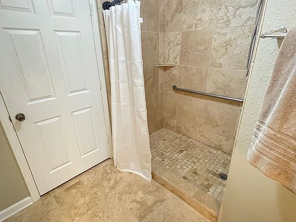 4th image of 2801 Chancellorsville Dr APT 1108