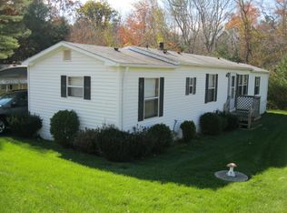 3 Friar Tuck Ln, Coventry, RI 02816
