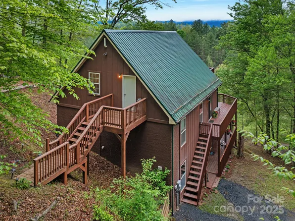 412 Blueberry Dr, Burnsville, NC 28714