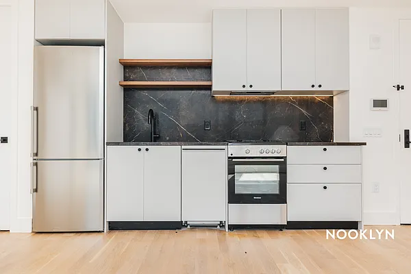 Rented by Nooklyn NYC LLC | media 90