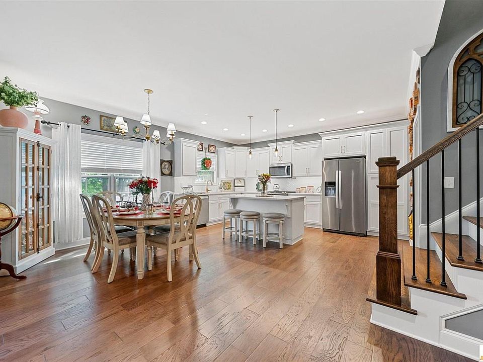 1st image of 2875 Derby Hill Ct