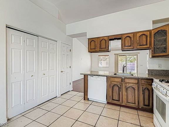 5th image of 5605 Estrella Mountain Ct
