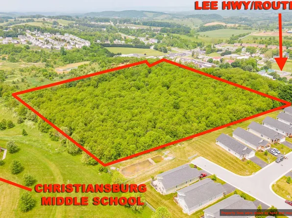 Melody Dr, Christiansburg, VA 24073