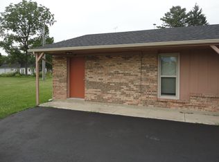 212 N Main St APT 3A, Arcanum, OH 45304