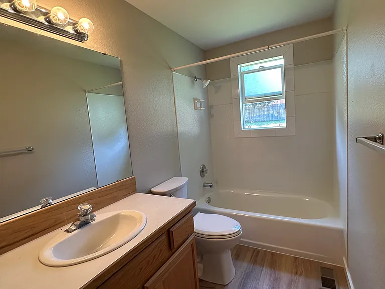 10789 W Hiawatha Dr — Photo 12