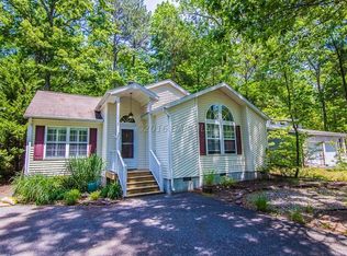 40 Pinehurst Rd, Ocean Pines, MD 21811