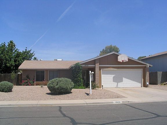 4th image of 1632 W Plana Ave
