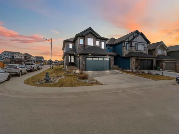 5732 Keeping Cres SW, Edmonton, AB T6W 4K4