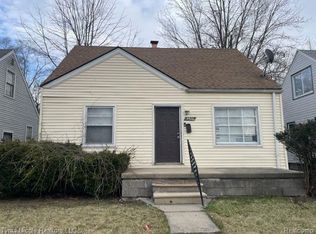 8426 Fielding St, Detroit, MI 48228
