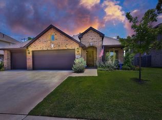 1009 Freesia Dr, Little Elm, TX 75068