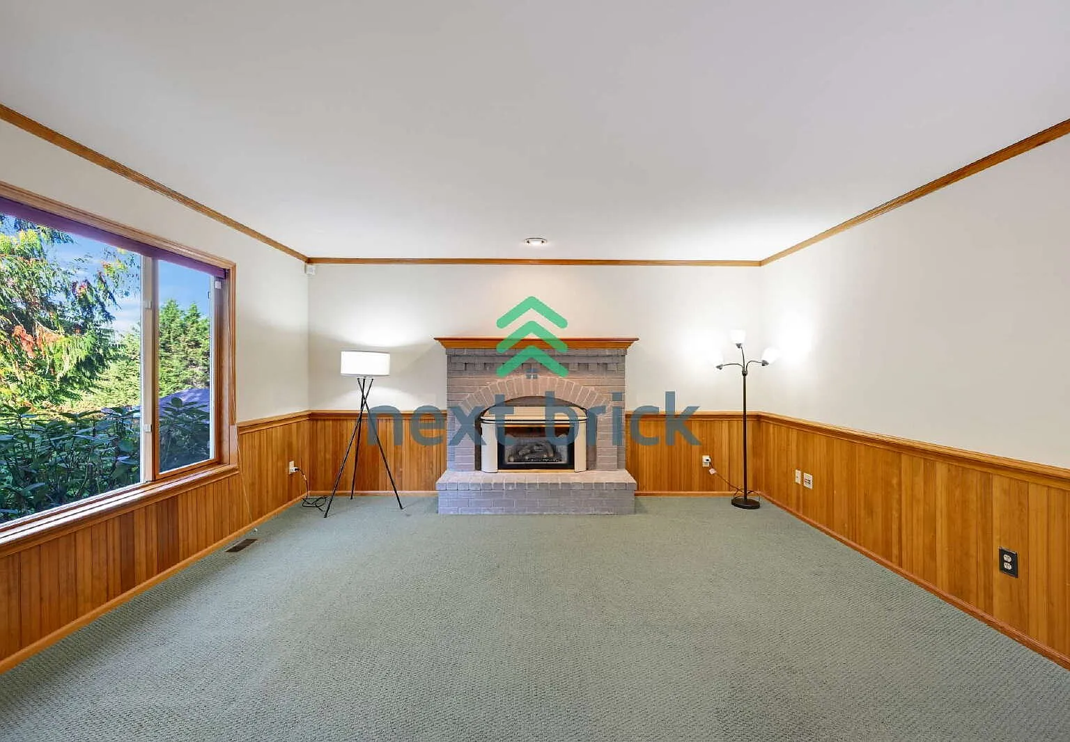 Prime Redmond Location | Spacious Home on a Quiet Cul-de-Sac — Photo 4