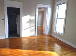 3 W State St, Johnstown, NY 12095