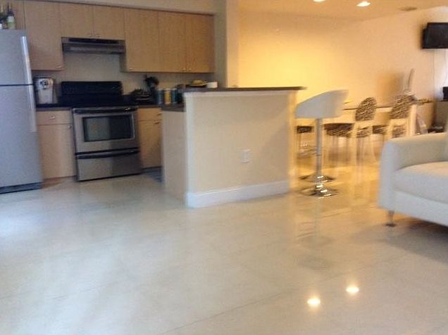 2nd image of 2945 NE 185th St APT 1413