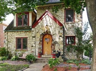 1006 Douglas Ave, Flossmoor, IL