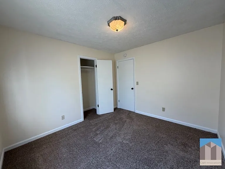734 Marthas Dr — Photo 20