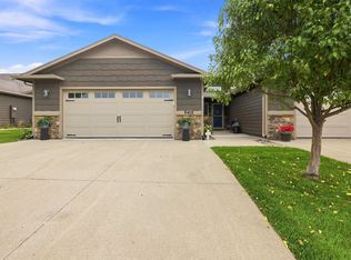 6412 S Keller Cir, Sioux Falls, SD 57108
