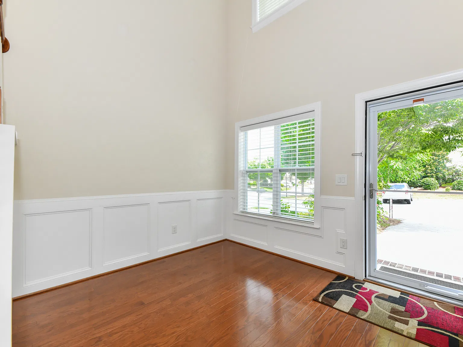 2 bed, 1814 sqft, $1,888 — Photo 4