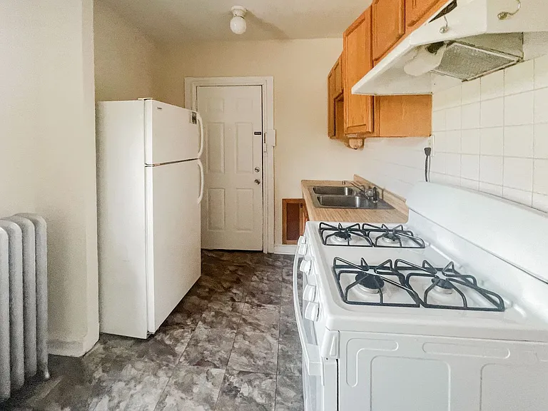5941-51 N. Paulina — Photo 16