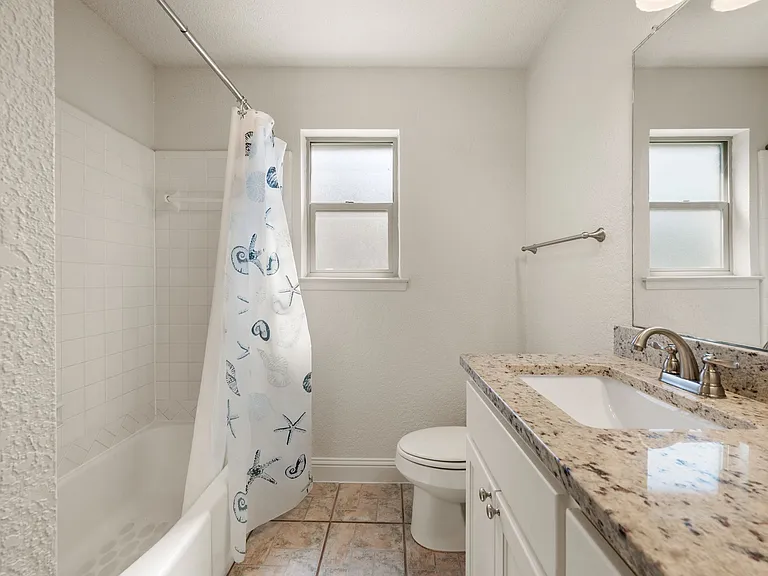 6728 Fair Meadows Dr — Photo 13