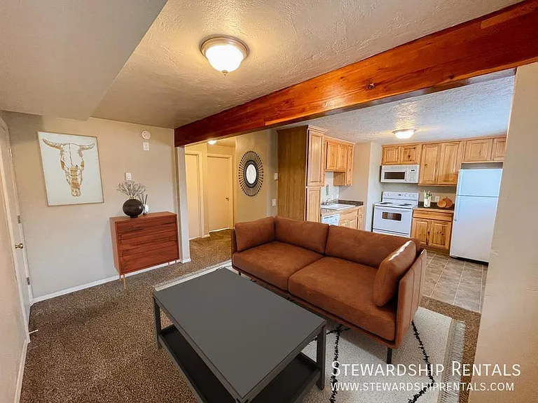 1458 E 19th Ave — Photo 2