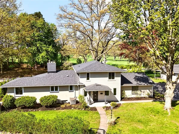 330 Kilbourn Rd, Rochester, NY 14618