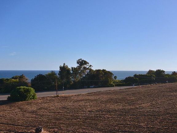 4th image of 31577 Pacific Coast Hwy APT C