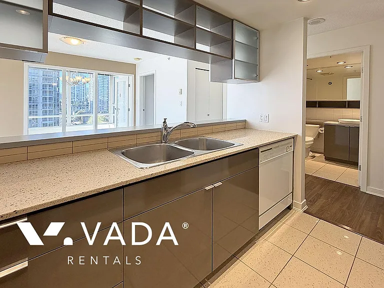 928 Beatty St #1810 — Photo 4
