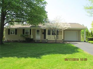 535 Heritage Dr, Rochester, NY 14615