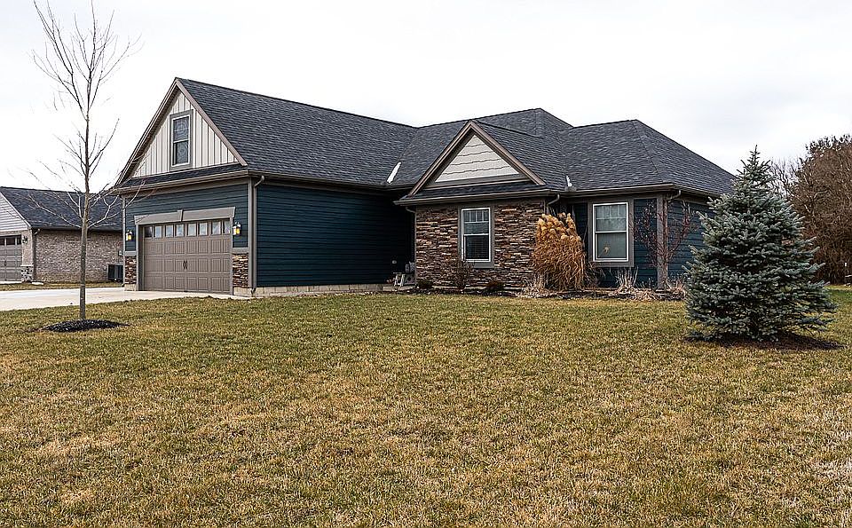 1st image of 16 Wheatland Dr