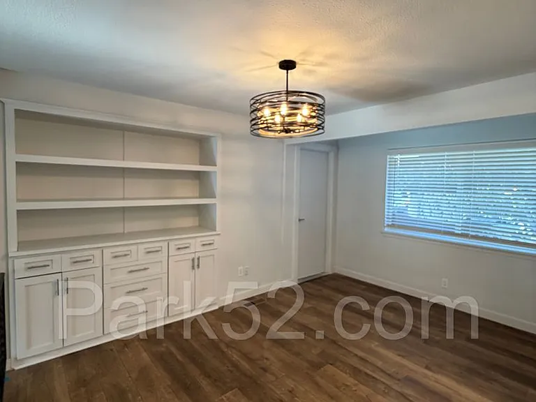 7716 19th Street Ct W — Photo 5