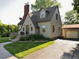 20 Green Oaks, Belleville, IL 62223