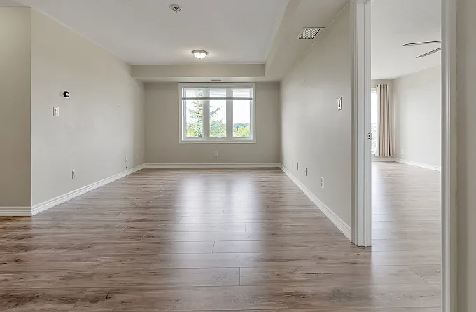 500 Mapleview Dr W #309 — Photo 12