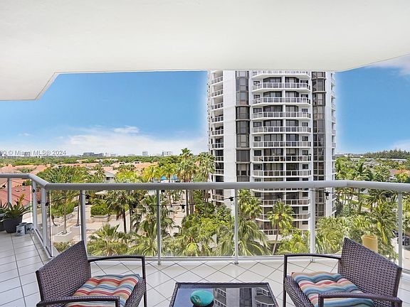 2nd image of 3610 Yacht Club Dr APT 716