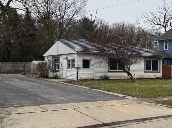 333 Elm St, Marengo, IL 60152