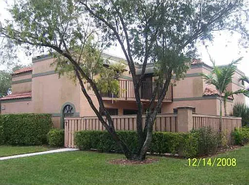 8230 Severn Dr — Photo 1