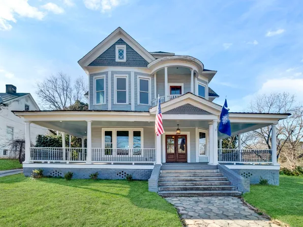 522 S Harper St, Laurens, SC 29360